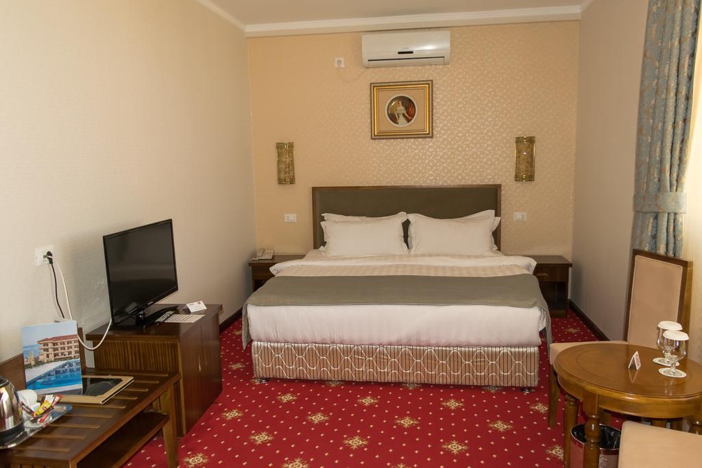 Elektra Vama Veche Hotel ภายนอก รูปภาพ